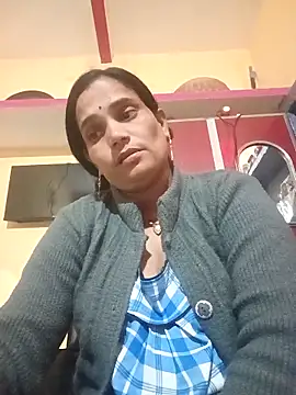 Snapshot of Hot-kal93 chatting on 11.19.25 Hot-kal93 online show from 11.19.25