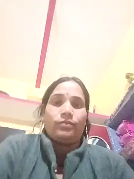 Snapshot of Hot-kal93 chatting on 12.13.25 Hot-kal93 online show from 12.13.25