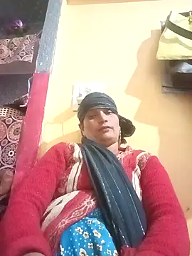 Snapshot of Hot-kal93 chatting on 12.14.25 Hot-kal93 online show from 12.14.25