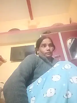 Snapshot of Hot-kal93 chatting on 12.16.25 Hot-kal93 online show from 12.16.25