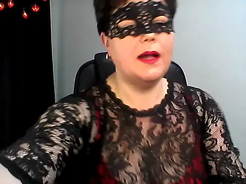 Snapshot of EllaLove2277 chatting on 02.03.26 EllaLove2277 online show from 02.03.26