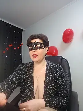 Snapshot of EllaLove2277 chatting on 02.11.26 EllaLove2277 online show from 02.11.26