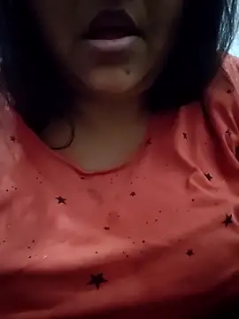 Snapshot of bitch-horny chatting on 12.16.25 bitch-horny online show from 12.16.25