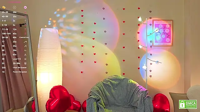 OliviaKis  online show from 02.14.26