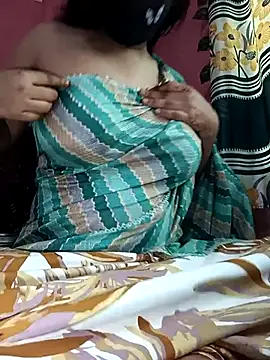 Snapshot of Samiya3344 chatting on 10.18.25 Samiya3344 online show from 10.18.25