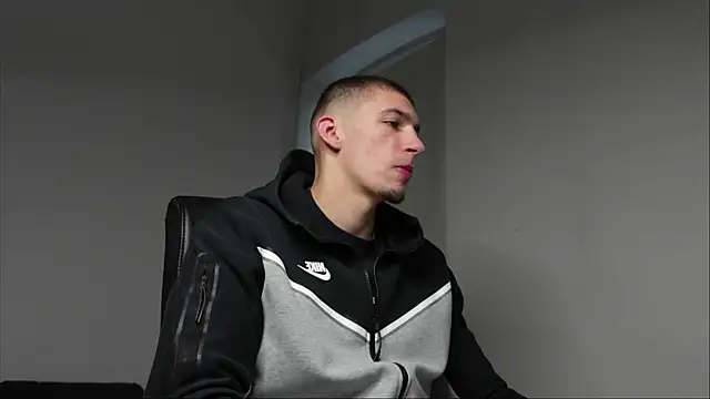 Ryan Dozer online show from 10.05.25