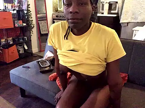 Snapshot of littyleesh1 chatting on 01.16.26 littyleesh1 online show from 01.16.26