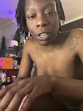 Snapshot of littyleesh1 chatting on 03.20.26 littyleesh1 online show from 03.20.26