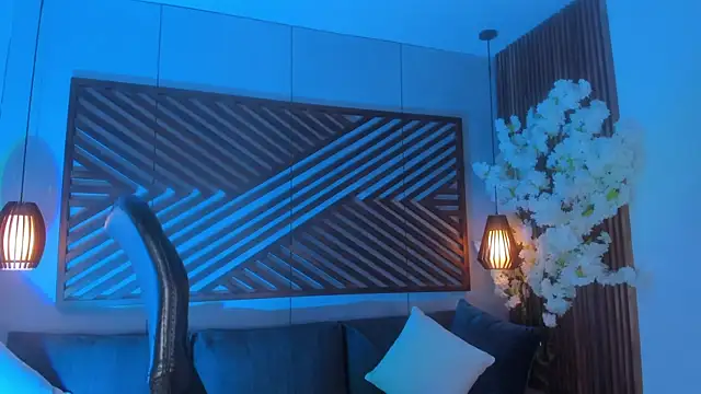 B Wild online show from 10.30.25