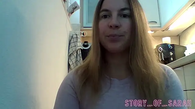 Snapshot of story_of_sarah chatting on 11.25.25 story of sarah online show from 11.25.25