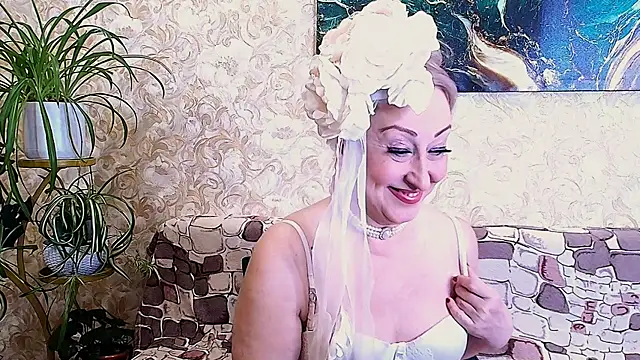  Sara  Smith  online show from 03.08.26