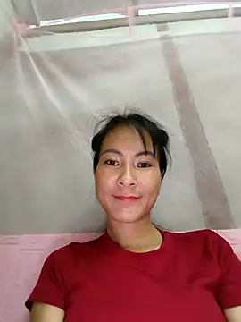 Snapshot of Yumyum_kiw chatting on 09.12.25 Yumyum kiw online show from 09.12.25