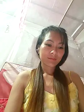 Snapshot of Yumyum_kiw chatting on 09.24.25 Yumyum kiw online show from 09.24.25
