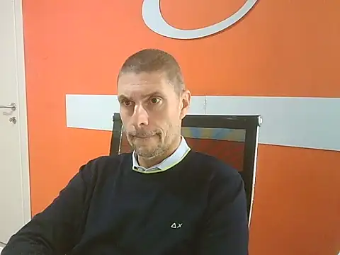 Snapshot of max79ve31 chatting on 10.23.25 max79ve31 online show from 10.23.25