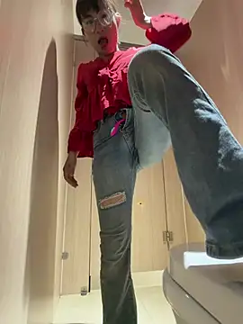 wemroudeyu online show from 04.08.26