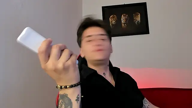 PeytonBox online show from 09.12.25