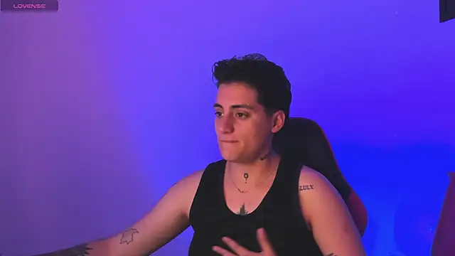 PeytonBox online show from 09.15.25