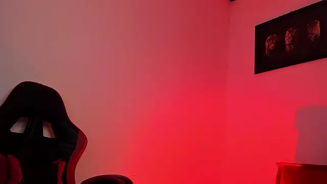 PeytonBox online show from 10.14.25