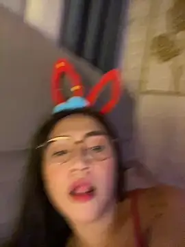 Snapshot of yourdevilsweettsx chatting on 11.01.25 yourdevilsweettsx online show from 11.01.25