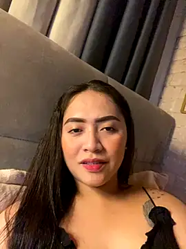 Snapshot of yourdevilsweettsx chatting on 11.03.25 yourdevilsweettsx online show from 11.03.25