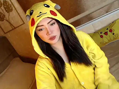 Snapshot of yourdevilsweettsx chatting on 11.28.25 yourdevilsweettsx online show from 11.28.25