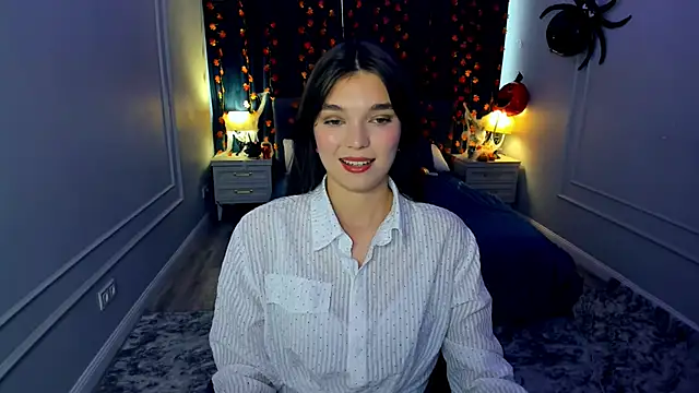 DivineAmour online show from 10.12.25