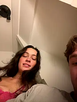 friendswhofuck online show from 11.08.25