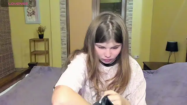 Lilly Jess online show from 11.02.25