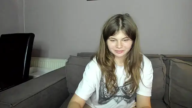 Lilly Jess online show from 11.18.25