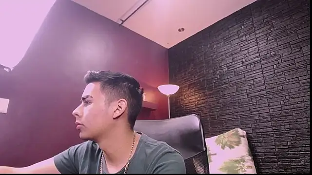 Matthewlodge online show from 09.12.25