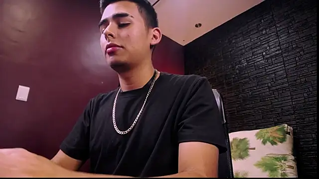 Matthewlodge online show from 09.13.25