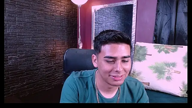 Matthewlodge online show from 11.07.25