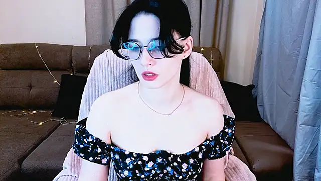 Charming Mysteriousss online show from 03.14.26