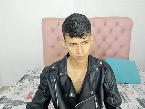 Snapshot of asbeell_grigory chatting on 10.18.25 asbeell grigory online show from 10.18.25