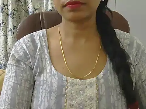 MISS SOMIYA online show from 03.06.26