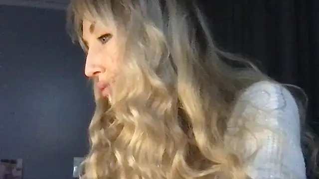 Pyrelissa online show from 12.15.25