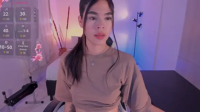VictoriaLevy online show from 10.10.25