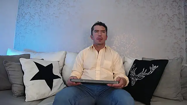 JuanKarloz  online show from 10.03.25