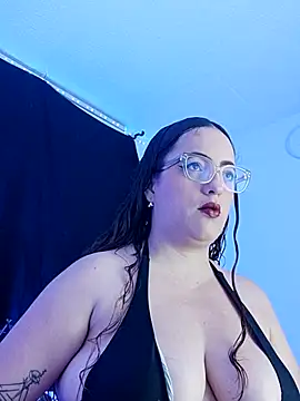 Snapshot of SussanMillerr_ chatting on 09.23.25 SussanMillerr  online show from 09.23.25