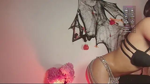 Missandy  online show from 10.18.25