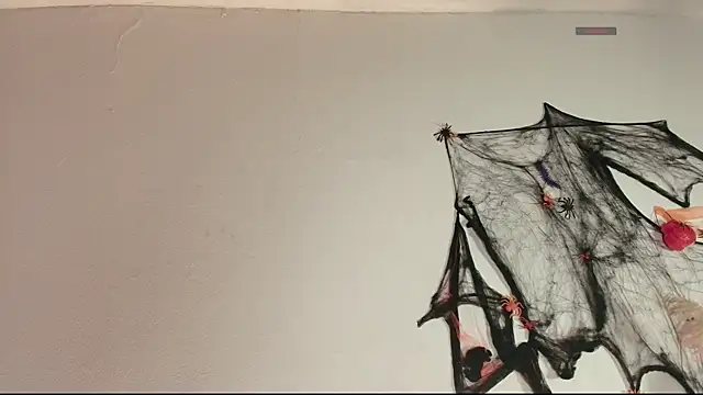 Missandy  online show from 10.24.25