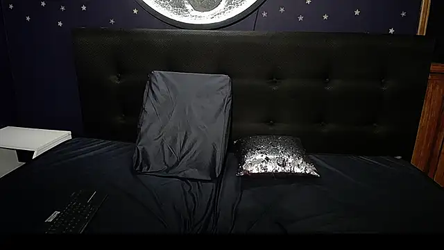 Snapshot of Fairy_marie12 chatting on 10.24.25 Fairy marie12 online show from 10.24.25