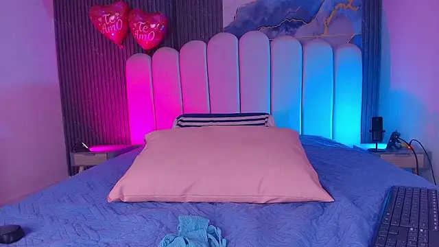 abbyrouss  online show from 02.24.26