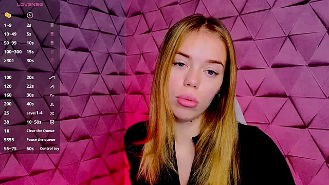 SofieSin online show from 10.11.25