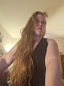 Snapshot of MazySunny chatting on 01.17.26 MazySunny online show from 01.17.26