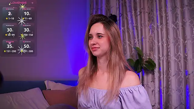ElaraBlush online show from 10.06.25