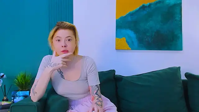 TracyCurtis online show from 10.09.25