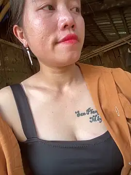 chipp-bong online show from 04.17.26