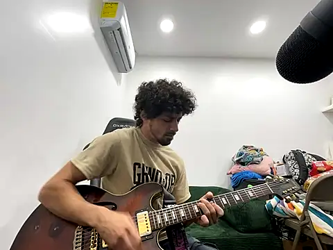 Snapshot of Stringin69 chatting on 11.30.25 Stringin69 online show from 11.30.25