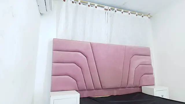 kingmaverickx online show from 04.07.26